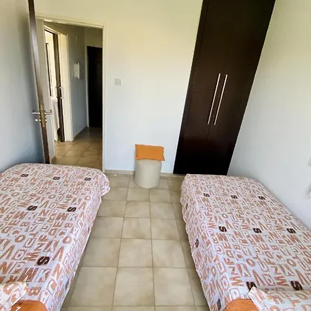 διαμέρισμα με θέα στον πρωταρά